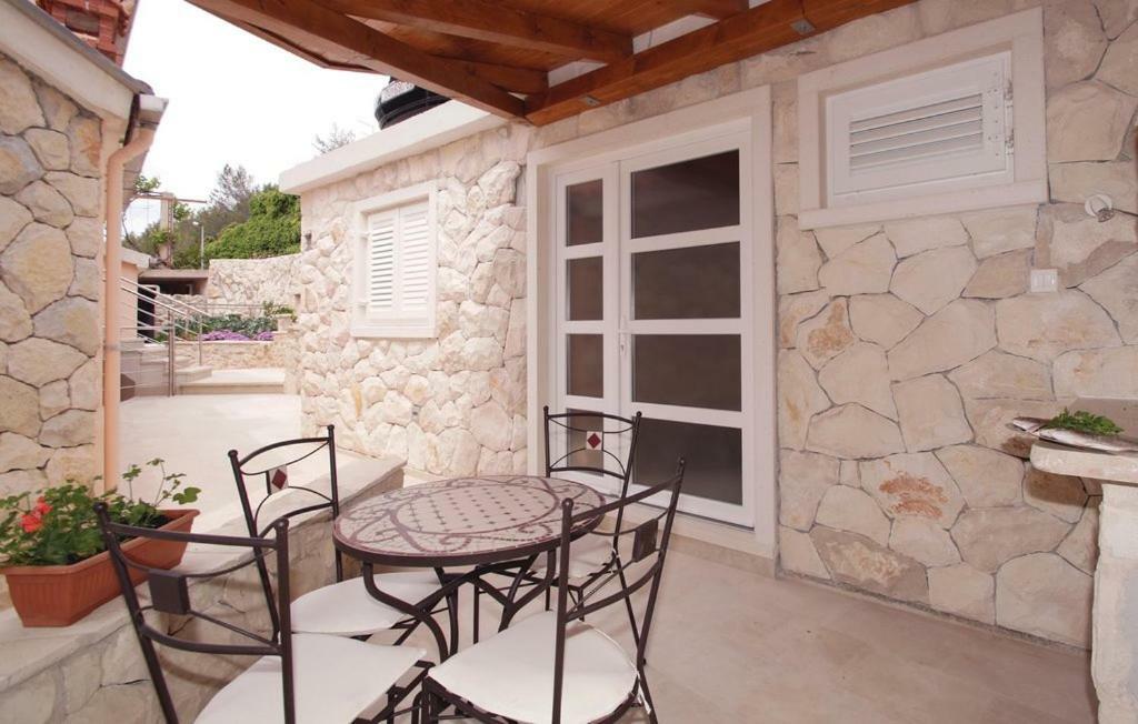 Beautiful Apartment By The Sea Prizba Exterior photo